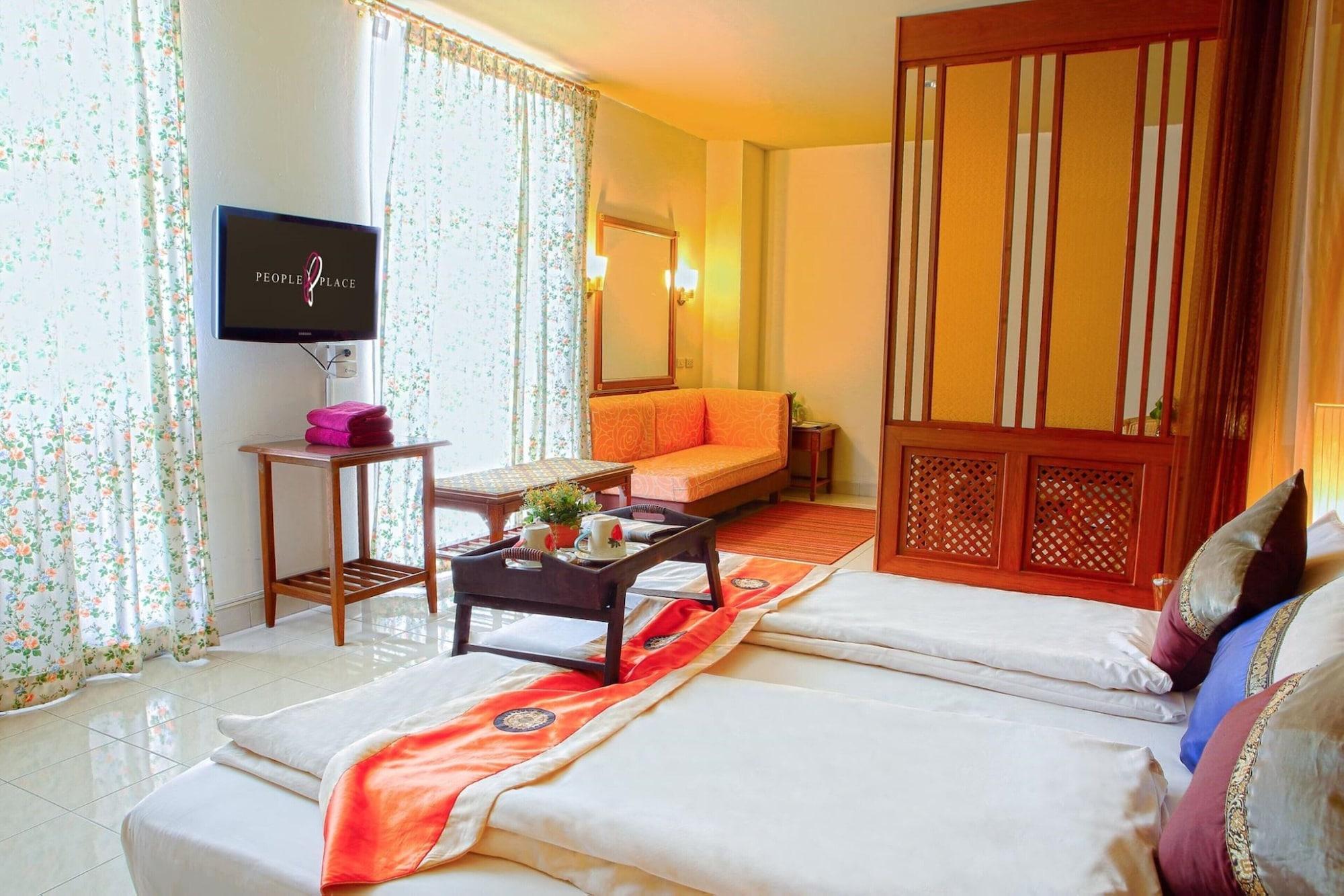 People Place Boutique In Town Hotel - Sha Extra Plus Chiang Mai Exteriör bild