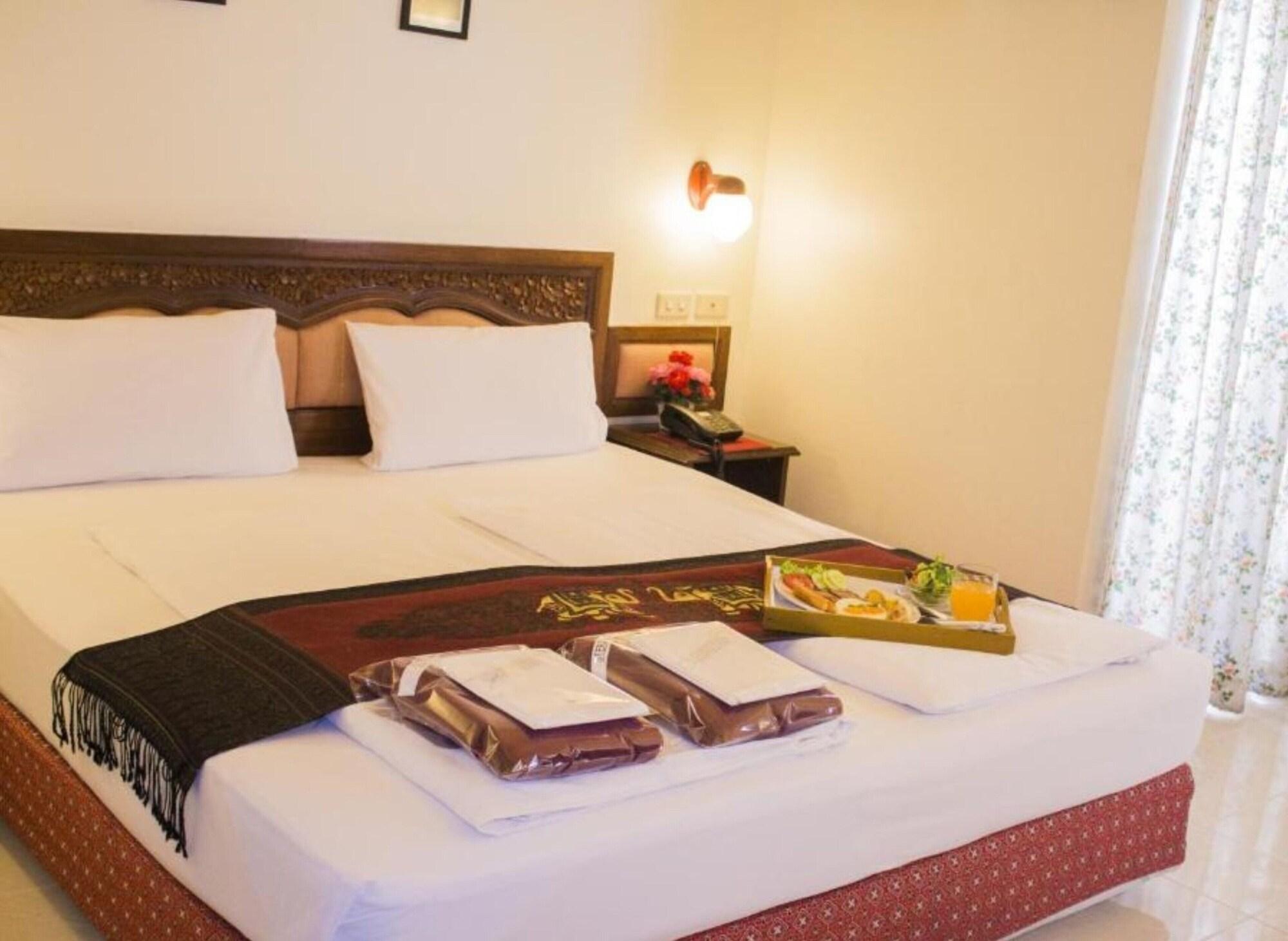 People Place Boutique In Town Hotel - Sha Extra Plus Chiang Mai Exteriör bild
