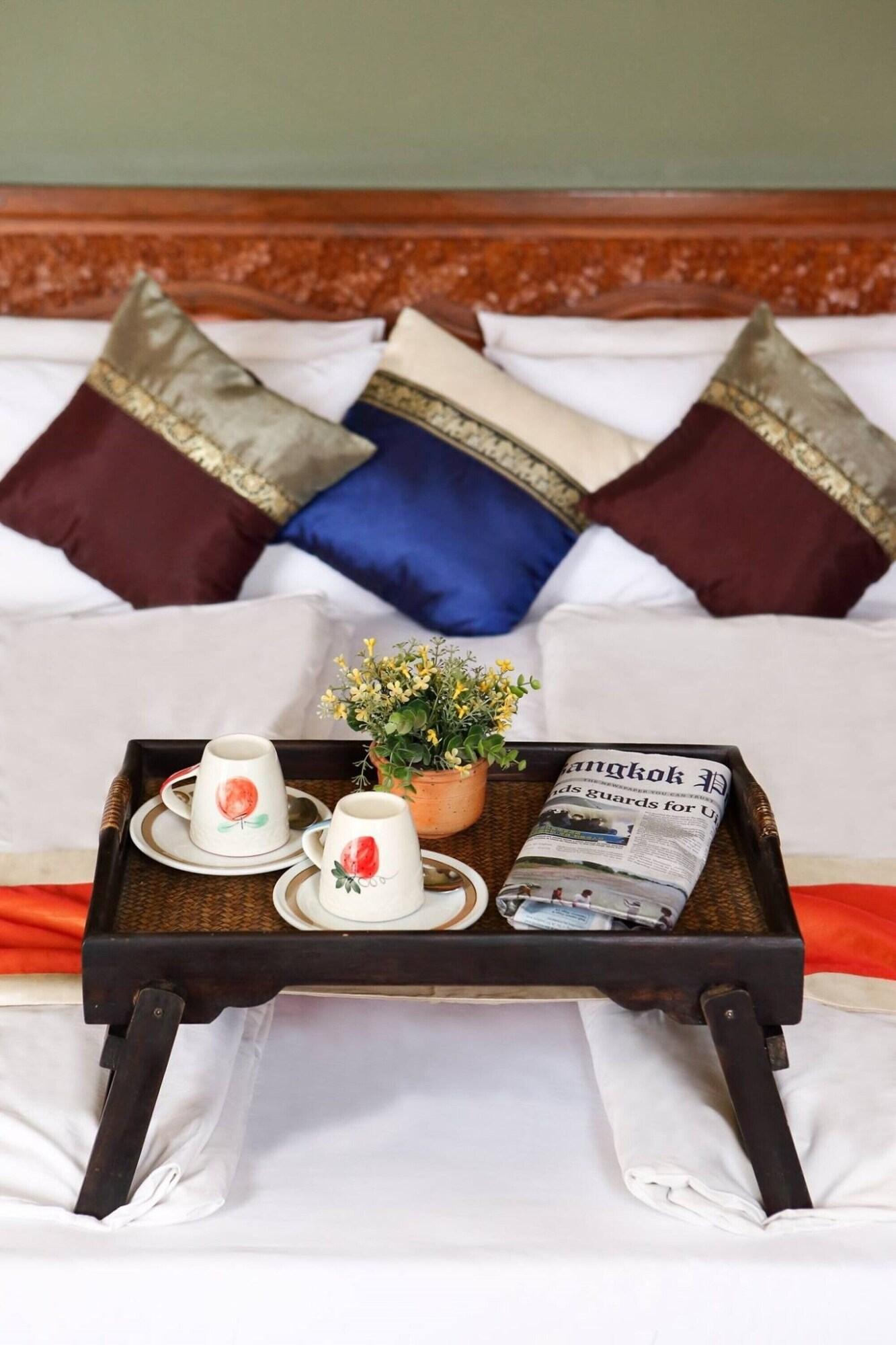 People Place Boutique In Town Hotel - Sha Extra Plus Chiang Mai Exteriör bild