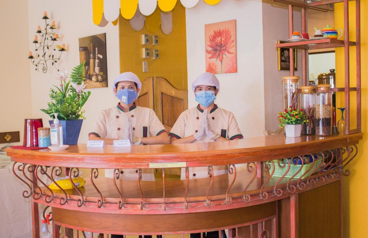 People Place Boutique In Town Hotel - Sha Extra Plus Chiang Mai Exteriör bild